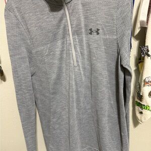 Under Armour Textured Gray Pullover